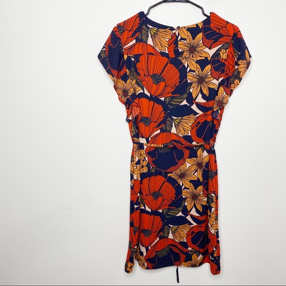 LOFT floral dress poppy red navy blue 
Size medium petite 
New without tags - Picture 4 of 4